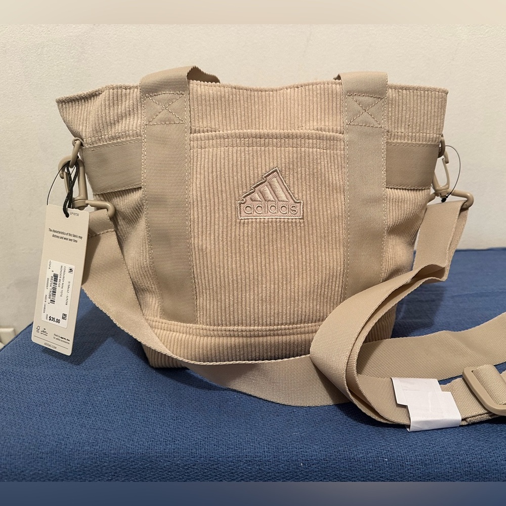 Adidas tote NWT